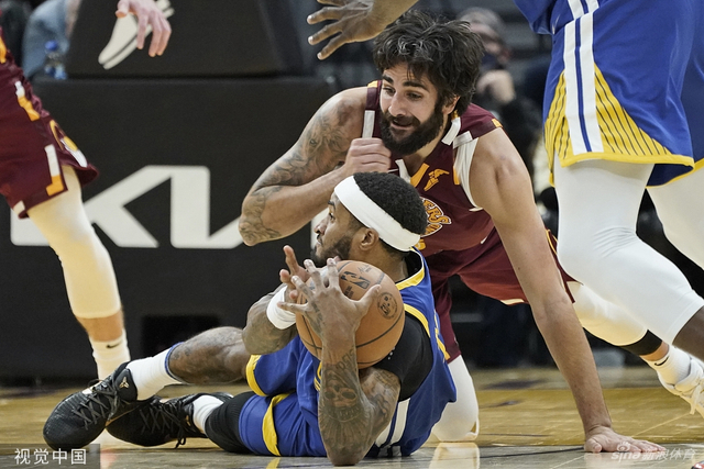 相比之下 相比之下