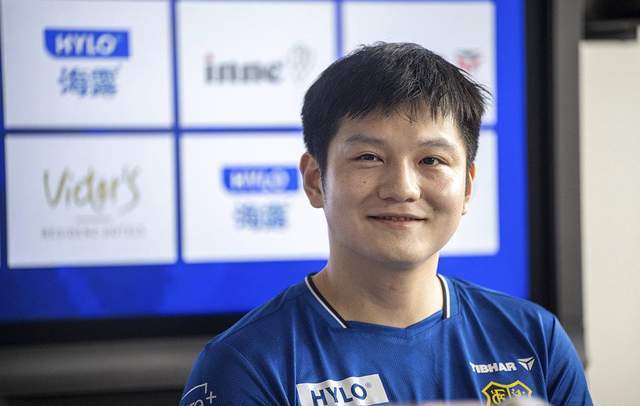 舞台上为中 舞台上为中